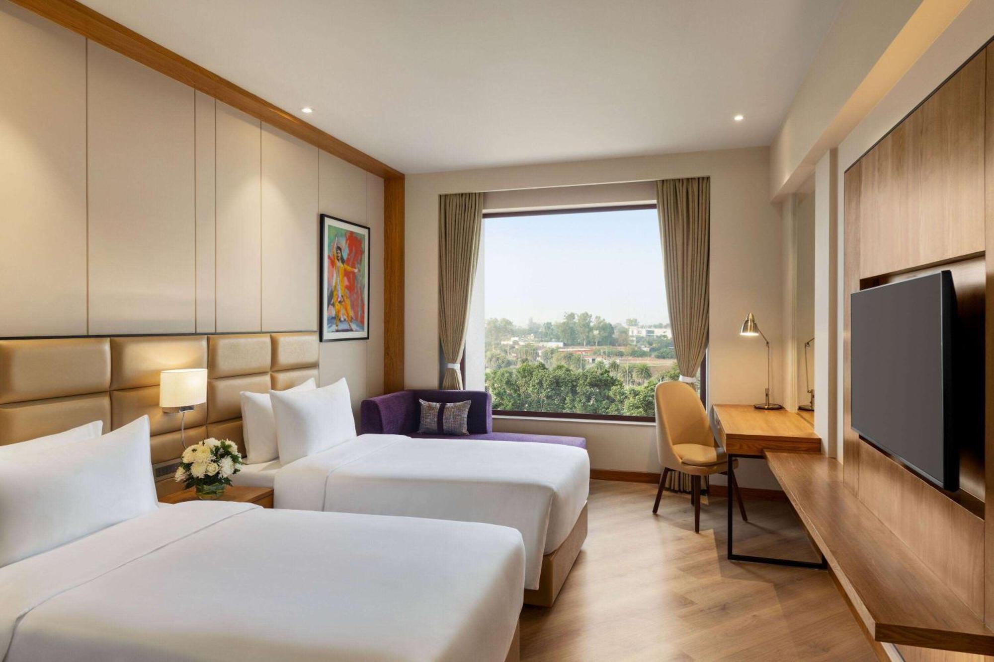 Ramada Encore By Wyndham Amritsar Airport المظهر الخارجي الصورة