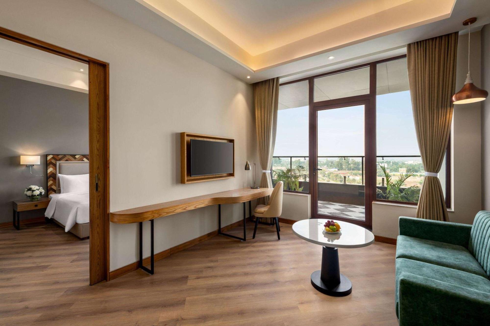Ramada Encore By Wyndham Amritsar Airport المظهر الخارجي الصورة